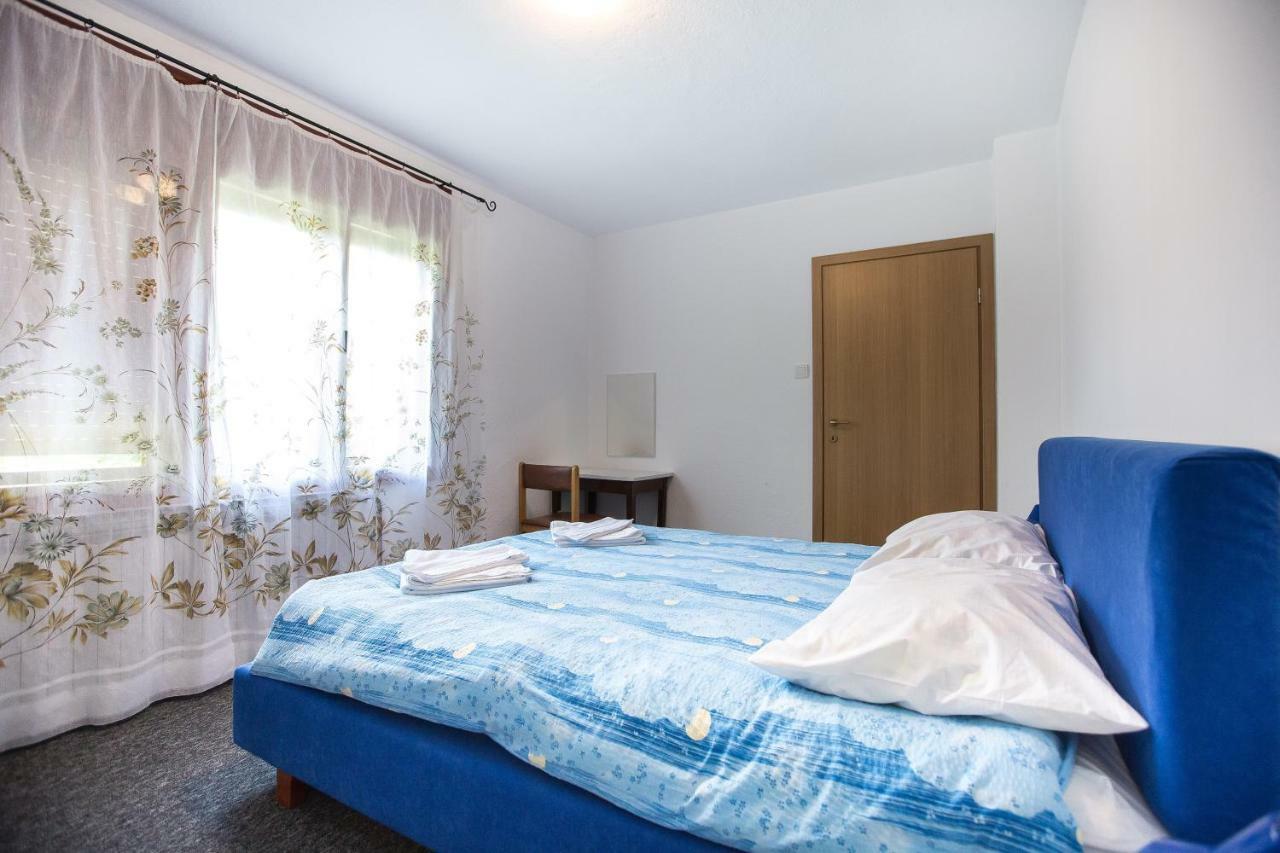 Asgard Guesthouse Josipdol Bagian luar foto