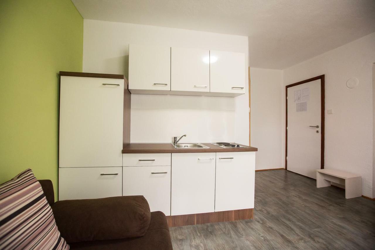 Asgard Guesthouse Josipdol Bagian luar foto