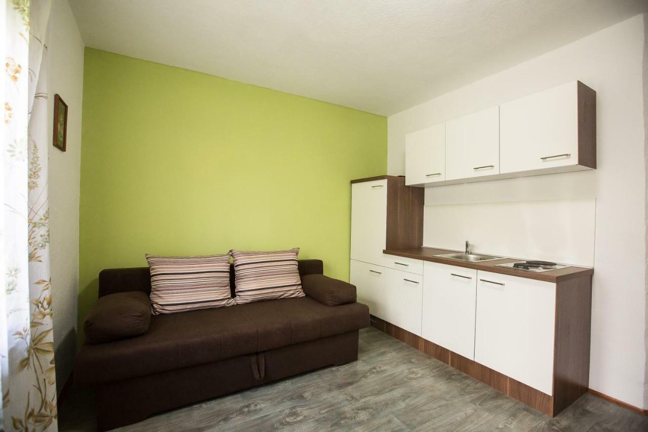 Asgard Guesthouse Josipdol Bagian luar foto